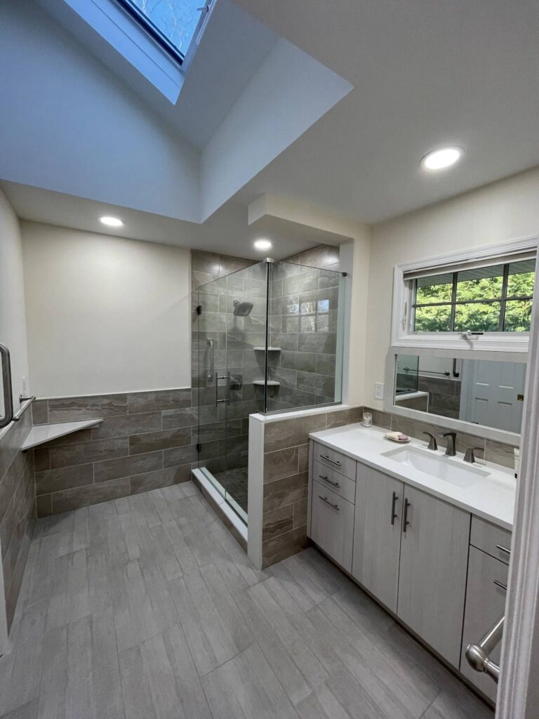 Seco Designs - Custom Bathroom